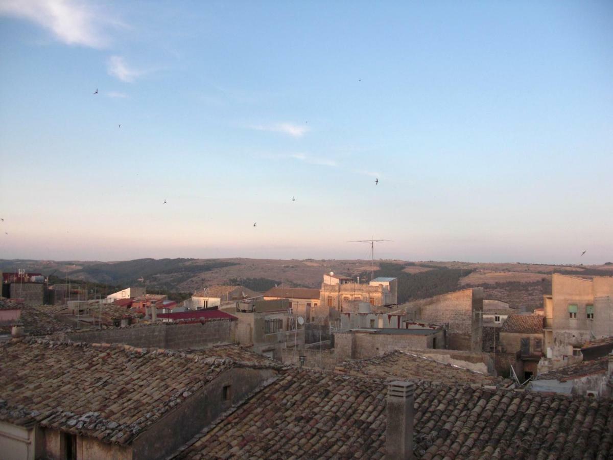 Sguardo Sul Barocco Apartment Ragusa Exterior photo